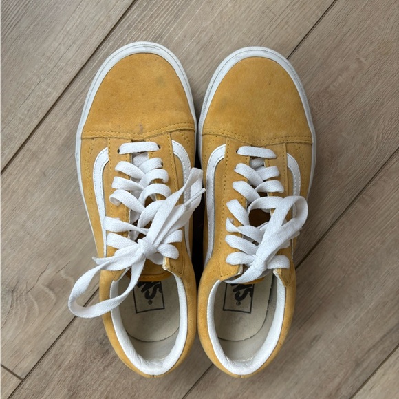Vans Mustard and White Sneakers - Picture 1 of 3
